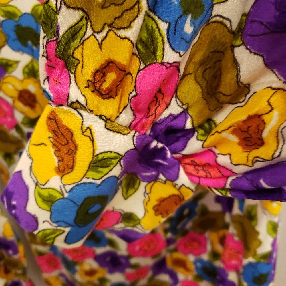 1960's maximalist vintage floral button down blouse - Picture 3 of 5